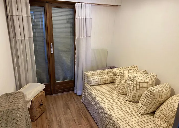 La Foret 42 2 Bedroom With Parking And Sauna Lägenhet